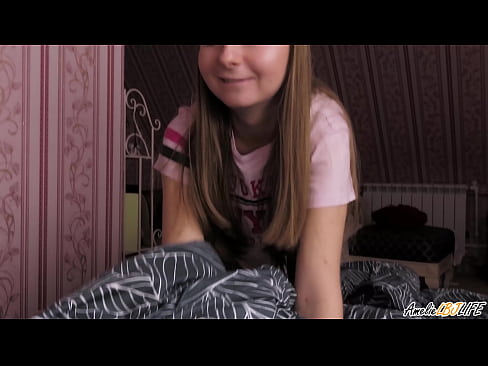 ❤️ Blondie suig haar BFF's diep en kry cum in haar mond ️❌ Net pornografie op af.sexygirlspics.ru ﹏